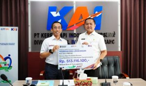 KAI Divre IV Tanjungkarang Salurkan Bantuan Dana Pendidikan Senilai Rp513 Juta