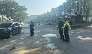 IMG-20260720-WA0054 Polresta Tangerang menyelidiki kecelakaan lalu lintas (lakalantas) antara kendaraan minibus dengan sepeda listrik di Jalan Raya