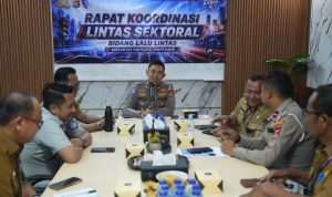 Satlantas Polresta Tangerang terus melakukan berbagai upaya untuk menekan angka kecelakaan lalu lintas. Salah satunya melalui Rapat Koordinasi Lintas Sektoral