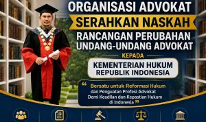 Perwakilan dari 19 Organisasi Advokat secara resmi menyerahkan naskah Rancangan Perubahan Undang-Undang Nomor 18 Tahun 2003 tentang Advokat kepada Kementerian Hukum Republik Indonesia