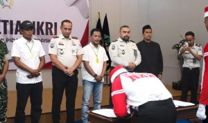 Lapas Kelas IIA Serang melaksanakan kegiatan Ikrar Setia kepada Negara Kesatuan Republik Indonesia sebagai bagian dari upaya pembinaan kepribadian dan penguatan wawasan kebangsaan bagi warga binaan