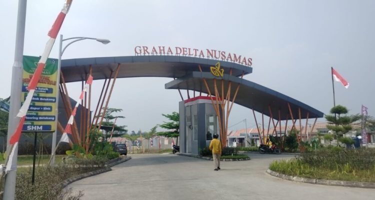 Pengembang perumahan Graha Delta Nusamas diduga belum memenuhi syarat Prasarana, Sarana, dan Utilitas (PSU) melanggar kewajiban hukum, menghadapi sanksi administratif dari pemerintah daerah