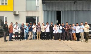 IMG-20260812-WA0065 Wakil Ketua Komisi IV DPRD Kabupaten Tangerang, Nonce Thendean bersama warga Kelurahan Mekar Bakti, Kecamatan Panongan melakukan survei ke PT Kobe Kujira Mandiri