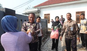 Lembaga Pemasyarakatan (Lapas) Kelas IIA Serang kembali menunjukkan kepeduliannya kepada masyarakat sekitar melalui kegiatan berbagi sarapan gratis