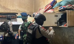 Suasana tegang menyelimuti Lapas Kelas IIB Sumedang. Hari ini, Kamis (24/09/2026) pukul 14.00 WIB, lapangan apel Lapas Sumedang mendadak dipenuhi puluhan aparat bersenjata lengkap