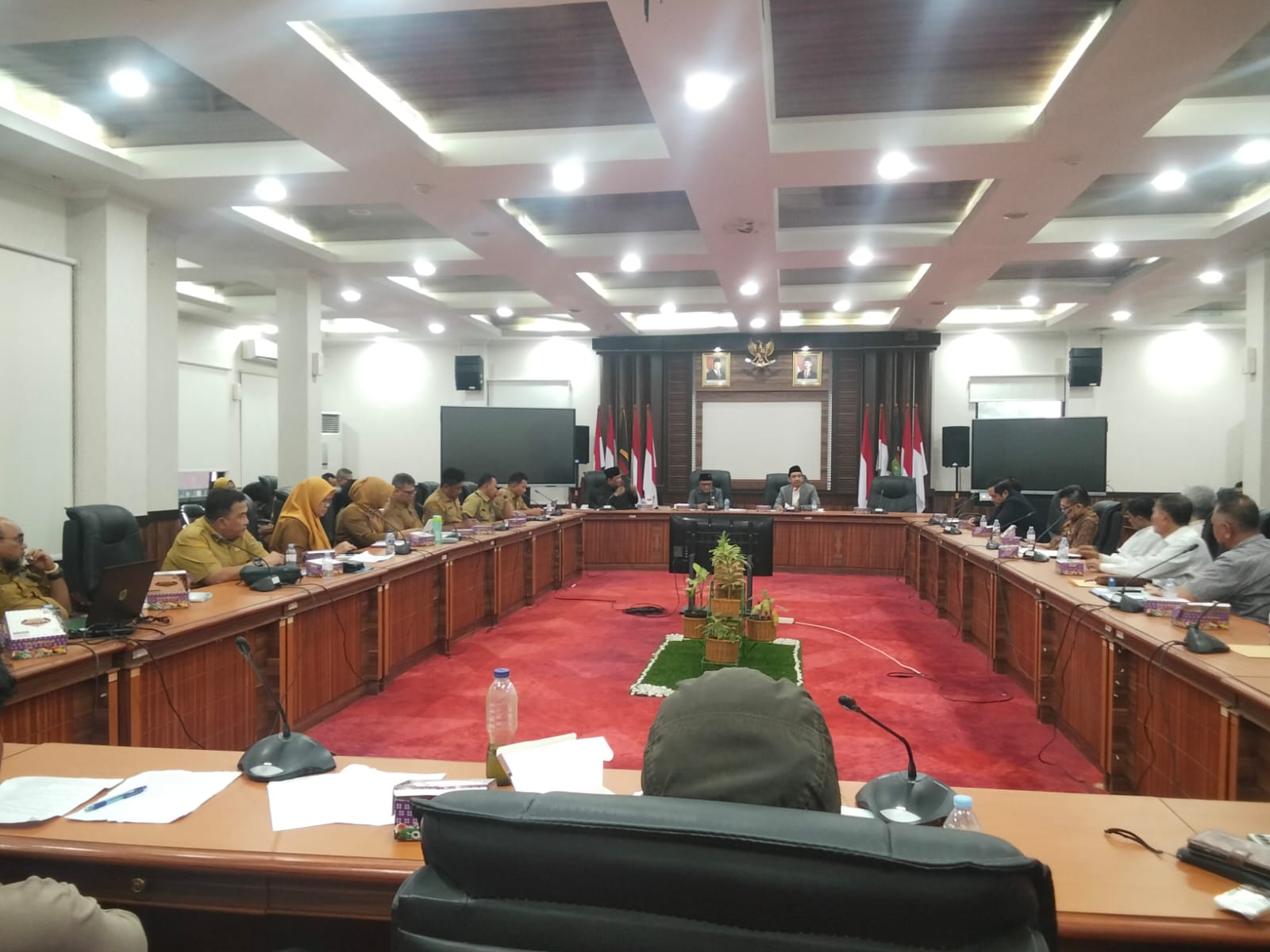 Rapat Dengar Pendapat (RDP) lanjutan di DPRD Kabupaten Tangerang membahas dugaan pencemaran Sungai Cimanceuri di Desa Budi Mulya, Kecamatan Cikupa