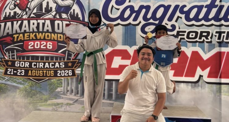 SDIT BMUQ) Kota Bekasi berhasil meraih medali emas dan perak pada ajang Jakarta Open Championship 2026 tingkat Nasional cabang olahraga Taekwondo