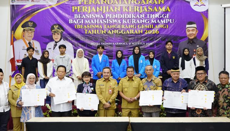 Acara yang berlangsung di Ballroom Yasmin, Kelurahan Binong, Kecamatan Curug, Senin (31/08/26) ini dilakukan oleh Sekretaris Daerah Kabupaten Tangerang Soma Atmaja dan disaksikan langsung oleh Bupati Tangerang Moch. Maesyal Rasyid.