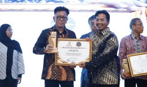 Bank kebanggaan masyarakat Banten, Bank Banten, kembali menorehkan prestasi dengan meraih penghargaan The Best Service Excellence kategori Corporate