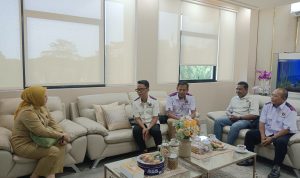 Wakil Bupati Tangerang, Intan Nurul Hikmah menerima langsung pengurus Persatuan Wartawan Indonesia (PWI) Kabupaten Tangerang periode 2026-2029 di ruang kerjanya